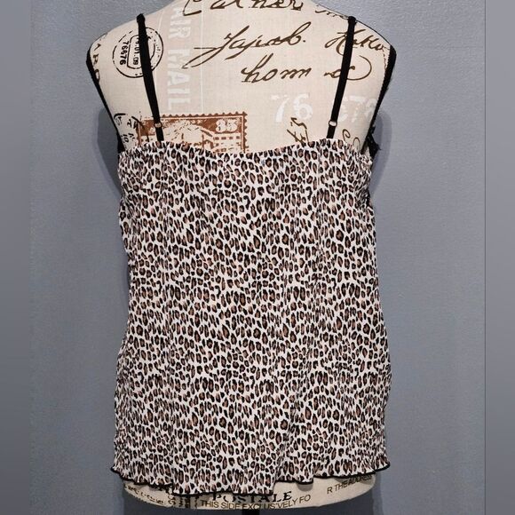 NWT, Everleigh, cheetah print lined tank top. NWT-Size Small - Picture 5 of 8